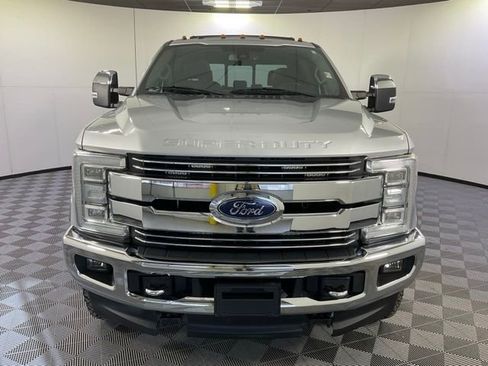 Used 2017 Ford F250 Lariat w/ Lariat Ultimate Package image 2