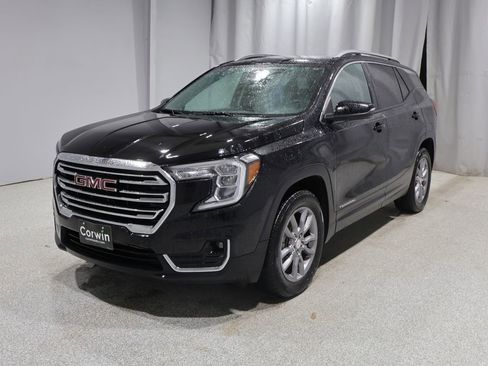 Used 2024 GMC Terrain SLT AWD/4WD image 6