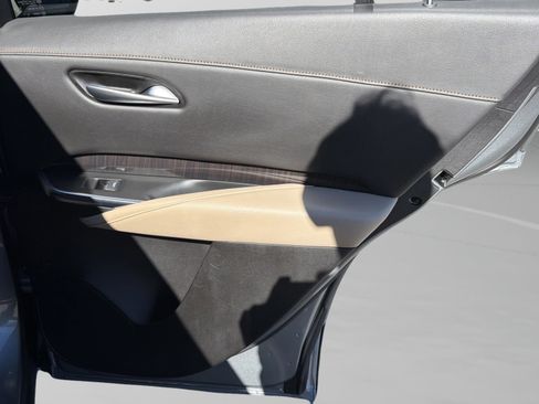 Used 2024 Cadillac XT4 Premium Luxury image 57