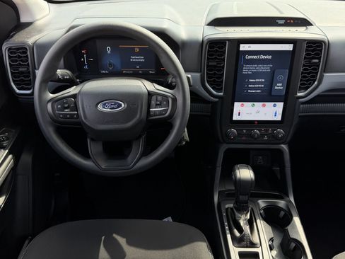 Used 2025 Ford Ranger XL RWD image 13