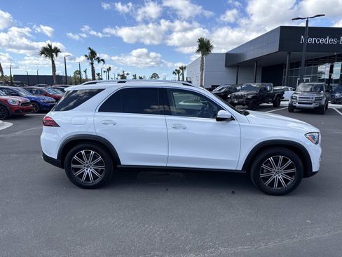 Used 2025 Mercedes-Benz GLE 350 4MATIC image 2