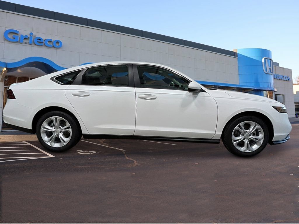 New 2026 Honda Accord LX image 7