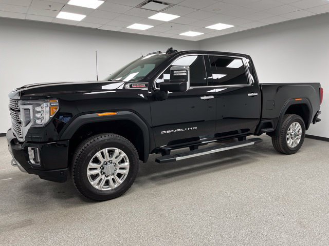 Used 2022 GMC Sierra 3500 Denali w/ Denali Ultimate Package AWD/4WD image 6