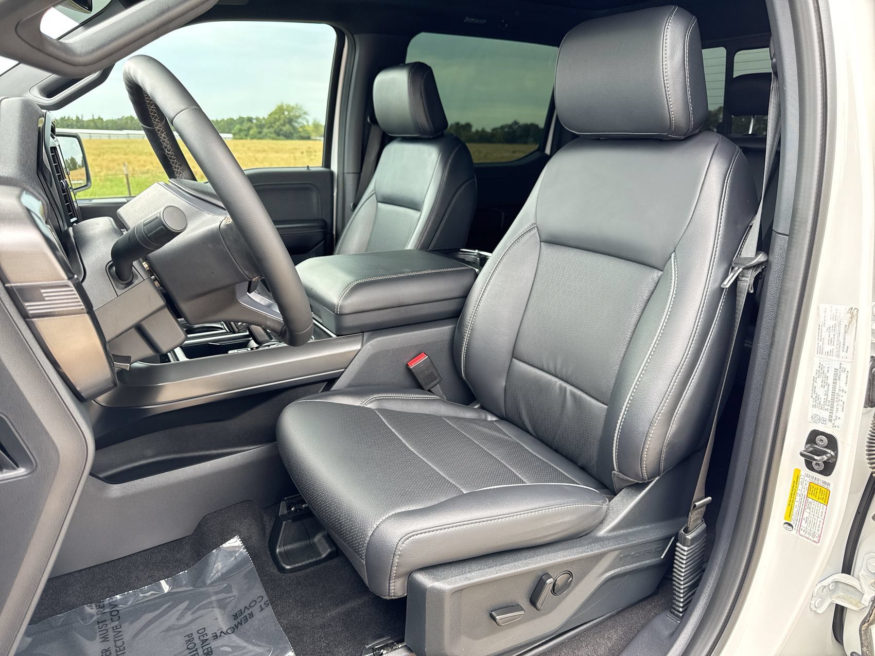 Used 2026 Ford F150 Lariat AWD/4WD image 11