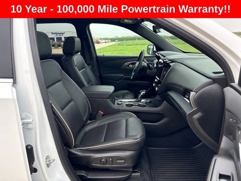 Used 2023 Chevrolet Traverse Premier AWD/4WD image 23