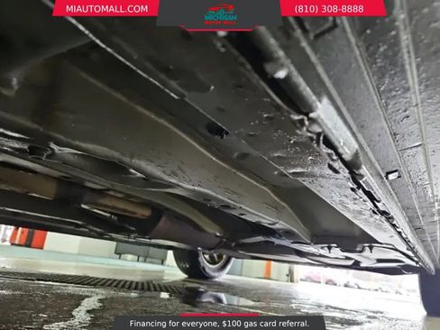 Used 2012 Chrysler 200 Touring image 10