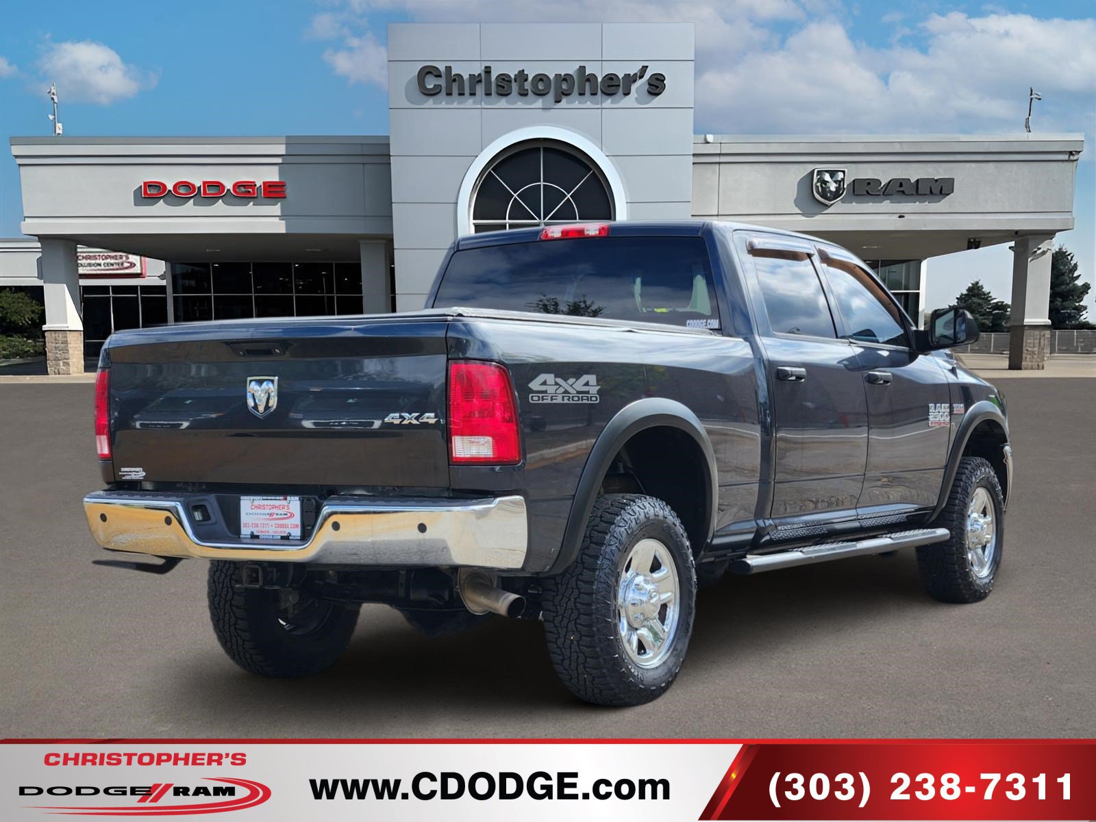Used 2017 RAM 2500 Tradesman w/ Chrome Appearance Group AWD/4WD image 3