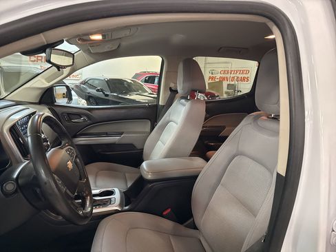 Used 2018 Chevrolet Colorado LT image 18