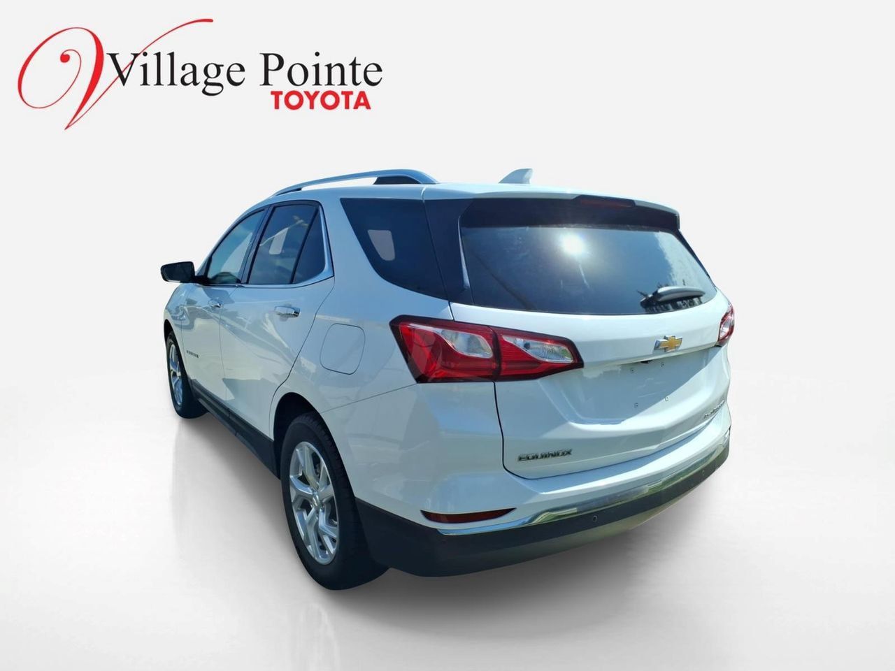 Used 2021 Chevrolet Equinox Premier AWD/4WD image 2