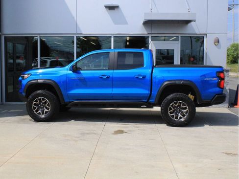 Used 2024 Chevrolet Colorado ZR2 w/ Safety Package AWD/4WD image 5