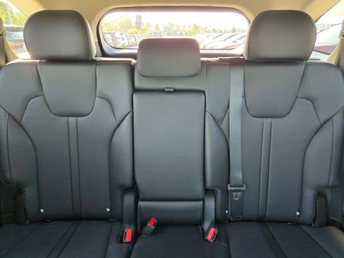 Used 2025 Kia Sorento S w/ Panoramic Sunroof Package FWD image 13