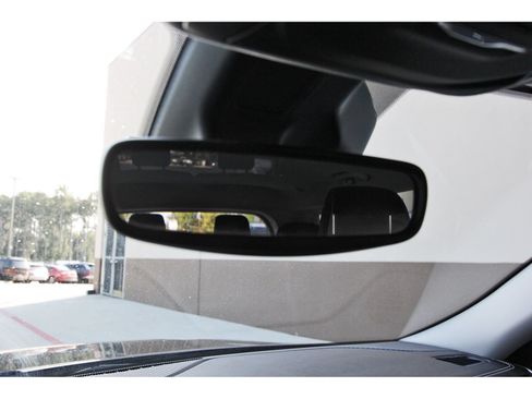 Used 2023 Jeep Grand Cherokee L Limited w/ Black Appearance Package AWD/4WD image 25