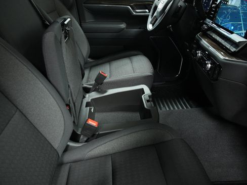 New 2026 GMC Sierra 1500 Elevation image 18