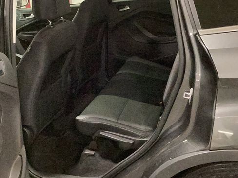 Used 2016 Ford Escape SE image 9