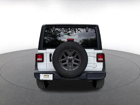 Used 2025 Jeep Wrangler Unlimited Sport AWD/4WD image 10