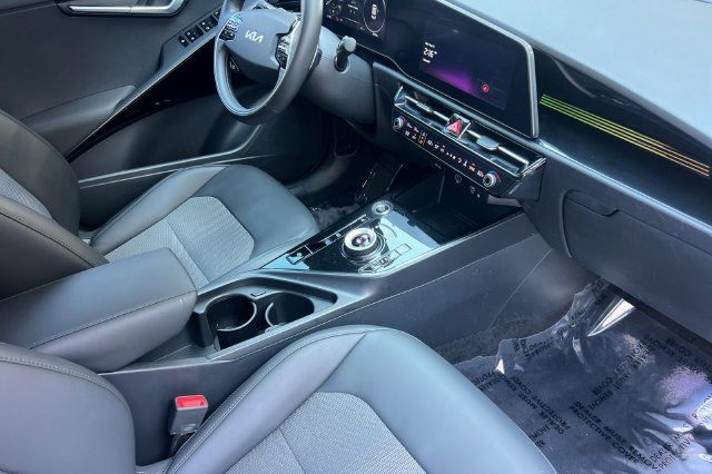 Used 2024 Kia Niro Wind FWD image 18