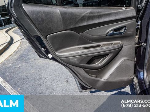 Used 2021 Buick Encore Preferred AWD/4WD image 46