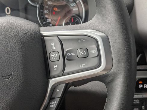 Certified 2025 RAM 1500 Big Horn AWD/4WD image 20