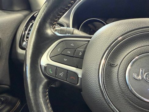 Used 2021 Jeep Compass Limited AWD/4WD image 35