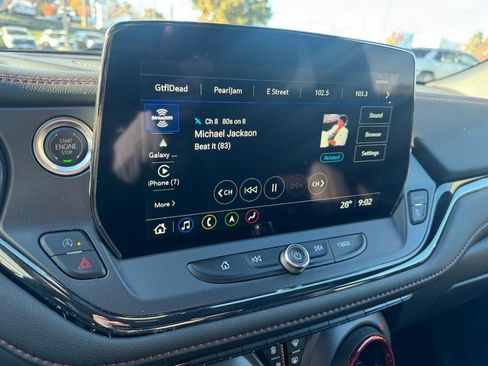 Used 2025 Chevrolet Blazer RS image 23