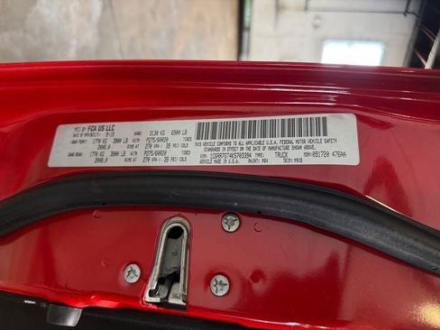 Used 2019 RAM 1500 Classic Warlock AWD/4WD image 31
