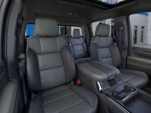 New 2026 Chevrolet Silverado 2500 ZR2 image 16