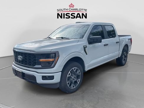 Used 2024 Ford F150 STX AWD/4WD image 3