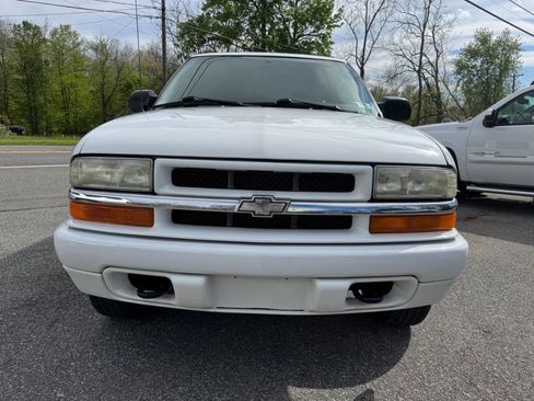 Used 2004 Chevrolet S10 Pickup LS AWD/4WD image 4