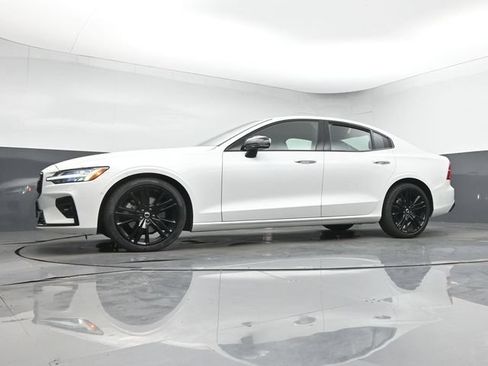 Used 2023 Volvo S60 B5 Ultimate w/ Climate Package FWD image 21