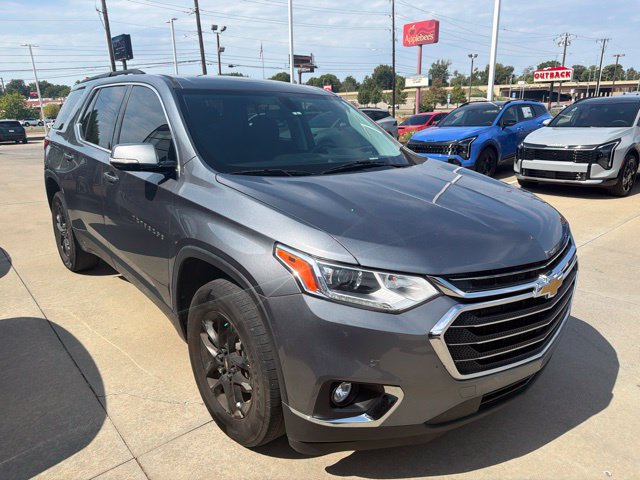Used 2020 Chevrolet Traverse LT FWD image 1