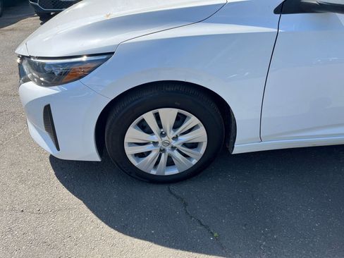 Used 2025 Nissan Sentra S image 28
