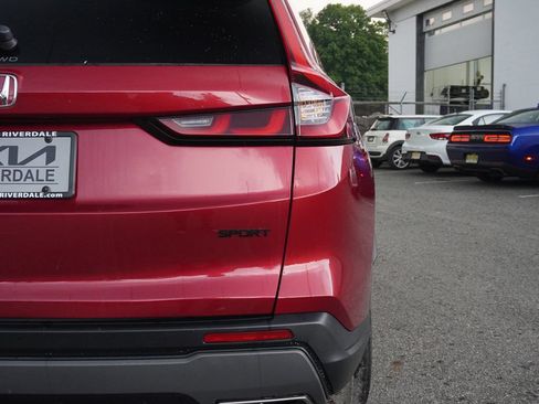 Used 2025 Honda CR-V Sport image 16