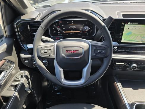 Certified 2026 GMC Sierra 3500 SLT w/ SLT Premium Package AWD/4WD image 28
