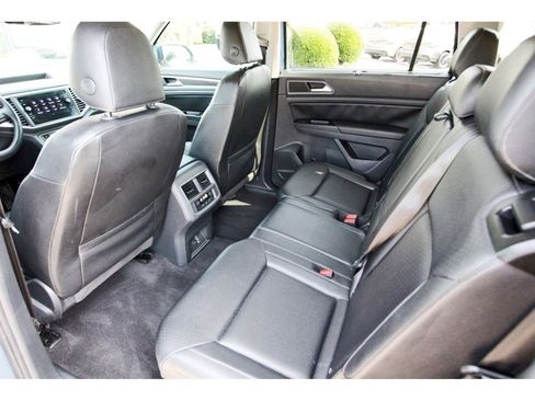 Used 2019 Volkswagen Atlas SE FWD image 12