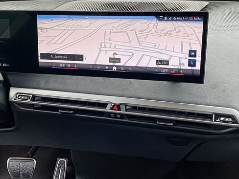 Used 2026 BMW iX xDrive60 w/ M Sport Package image 18