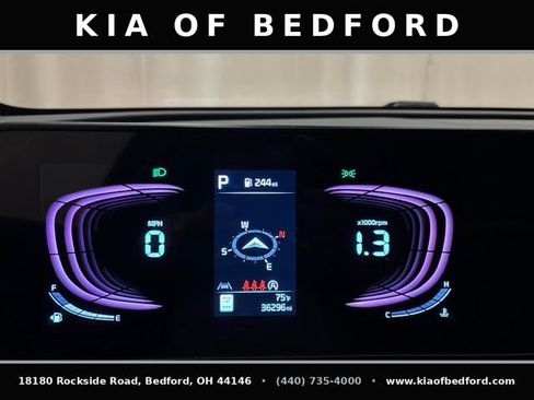 Used 2024 Kia Sportage EX AWD/4WD image 17