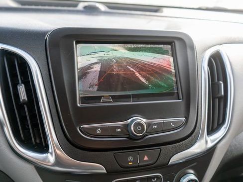 Used 2024 Chevrolet Equinox LT w/ Driver Convenience Package image 28