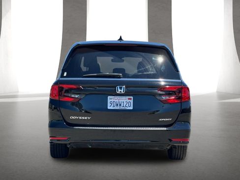 Used 2023 Honda Odyssey Sport image 5