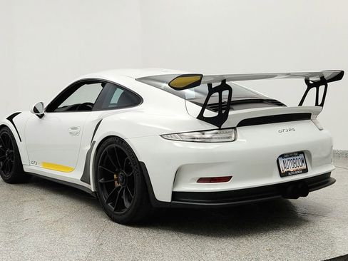 Used 2016 Porsche 911 GT3 RS image 3