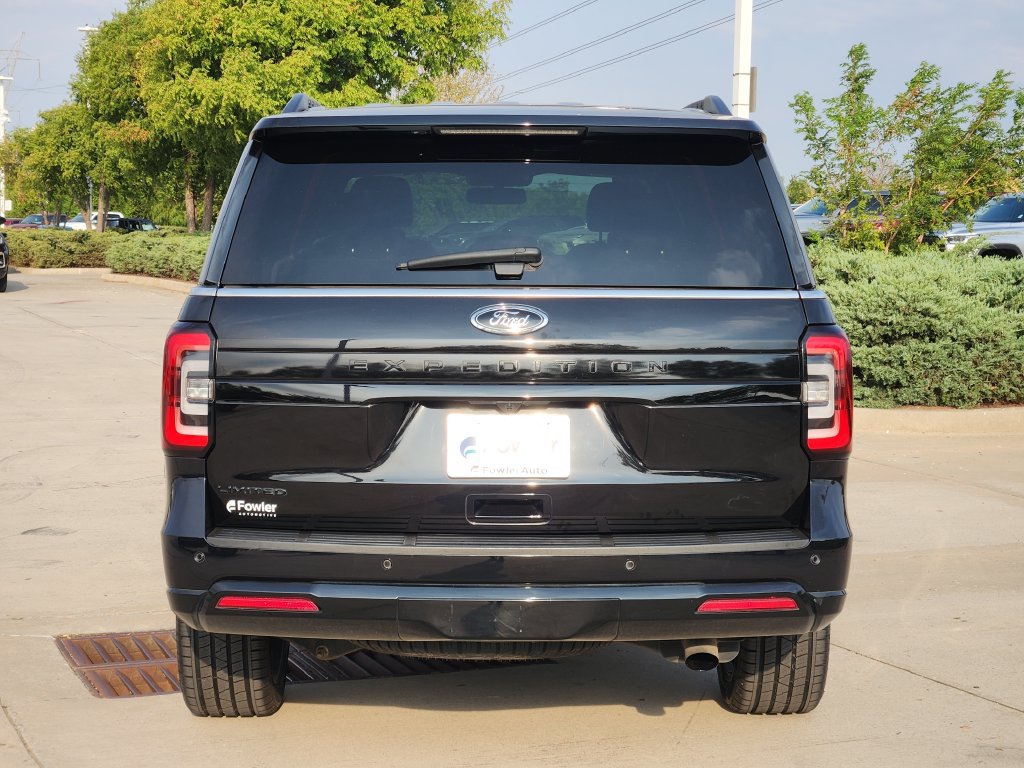 Used 2022 Ford Expedition Limited AWD/4WD image 6