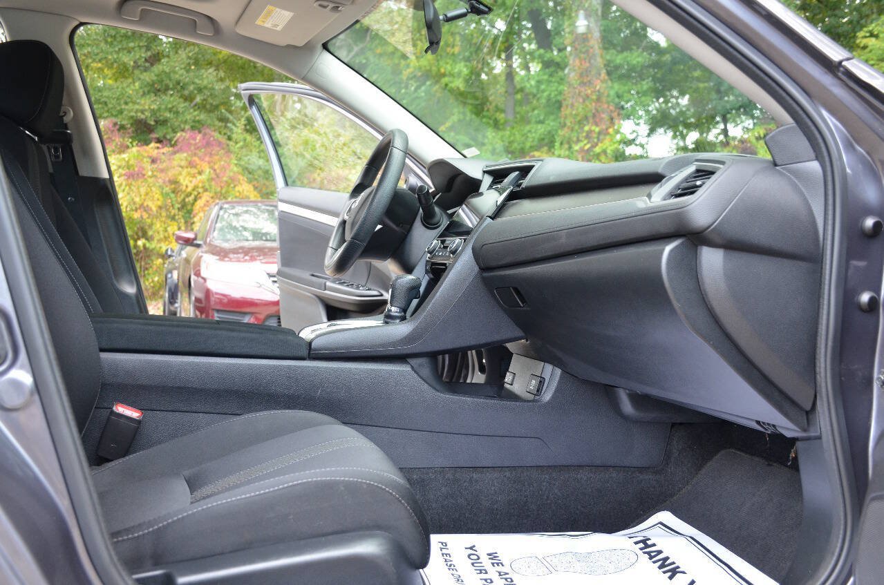 Used 2017 Honda Civic EX-T image 9