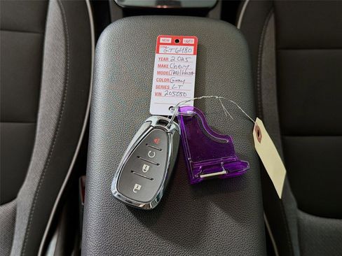 Used 2025 Chevrolet TrailBlazer LT AWD/4WD image 30