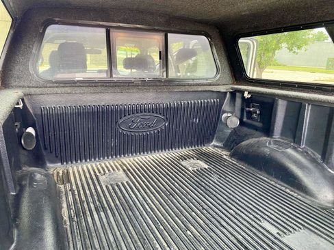 Used 2017 Ford F150 Lariat image 16