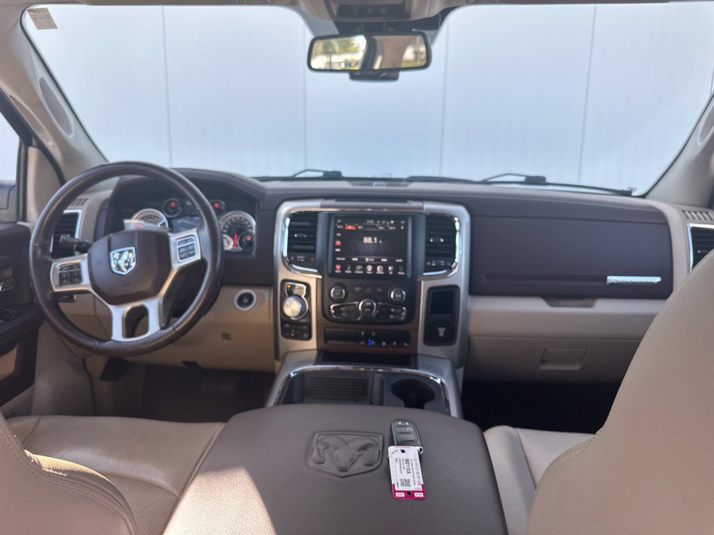 Used 2017 RAM 1500 Laramie w/ Convenience Group AWD/4WD image 29