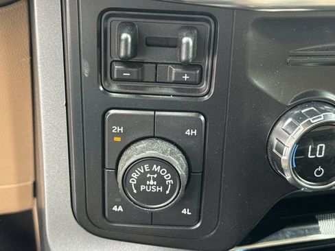 Used 2021 Ford F150 Lariat w/ Equipment Group 502A High AWD/4WD image 36