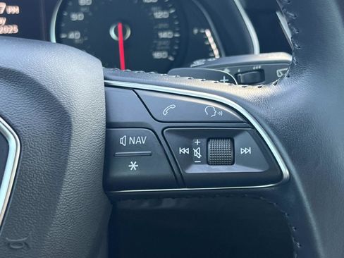 Used 2019 Audi Q7 3.0T Premium image 10