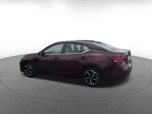 Used 2025 Nissan Sentra SV FWD image 9