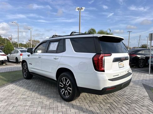 Used 2023 GMC Yukon AT4 w/ AT4 Premium Package image 5