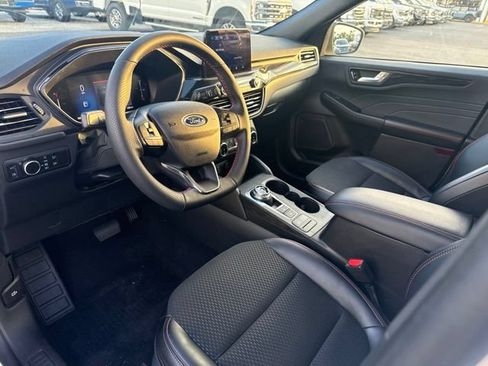 Used 2025 Ford Escape ST-Line w/ Equipment Group 301A FWD image 7