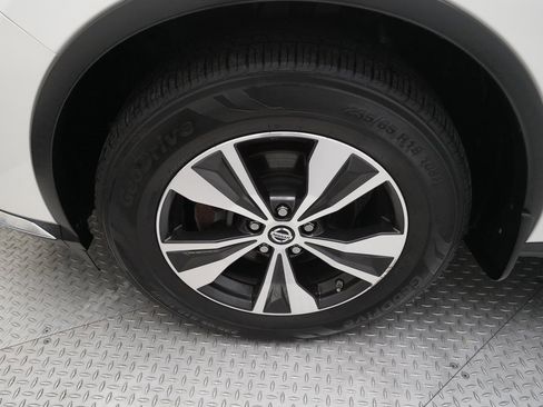 Used 2019 Nissan Murano SV w/ Premium Package image 26